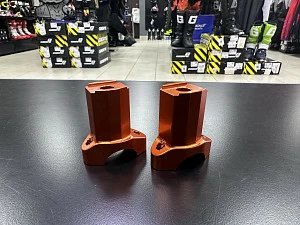 Крепление руля нижнее GR8 2T 300 оранжевое (компл.)