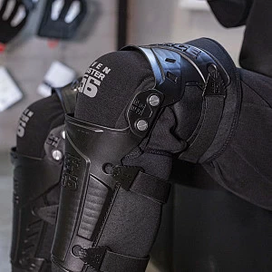 Наколенники Force EF56