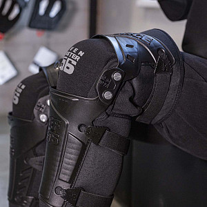 Наколенники Force EF56