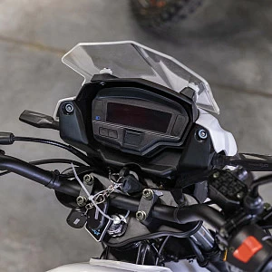 Мотоцикл дорожный ROCKOT SPECTRUM 150 (белый глянцевый, ЭПТС)